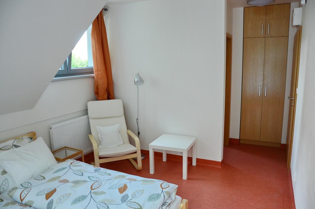 Mezi Stromy Hotel Horakov Szoba fotó